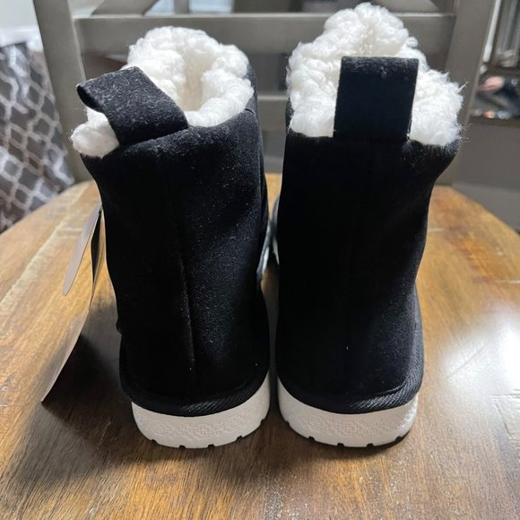 MUK LUKS Harleen Black Water Resistant Faux Sherpa Lined Winter Boots size 7 - Picture 4 of 7